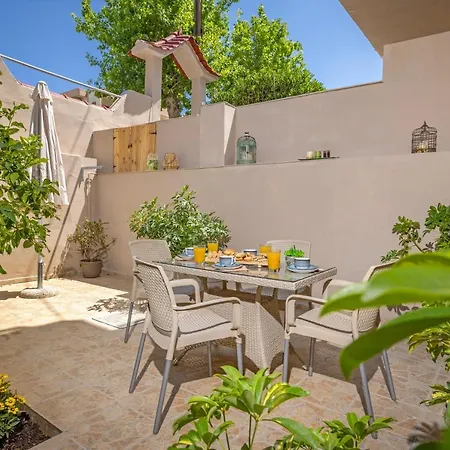 Panormos Luxury House Апартаменты *